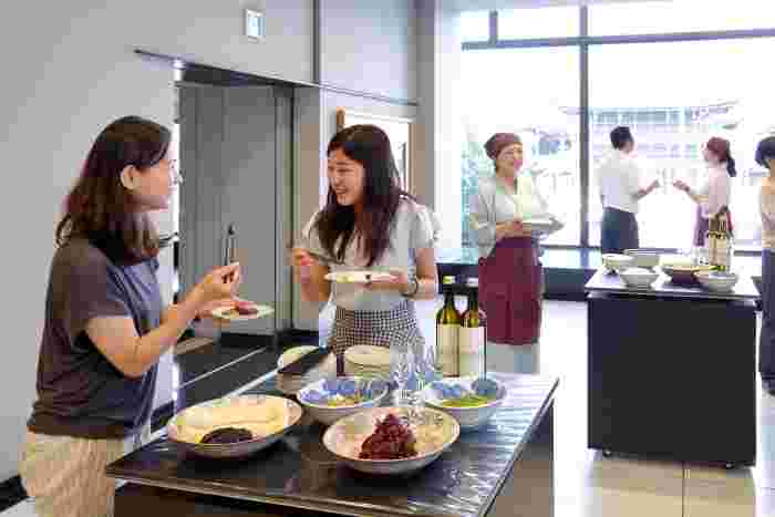 京都初詣！ 世界遺産・平等院と伏見稲荷大社＆漬物ワインパーティーのイメージ画像