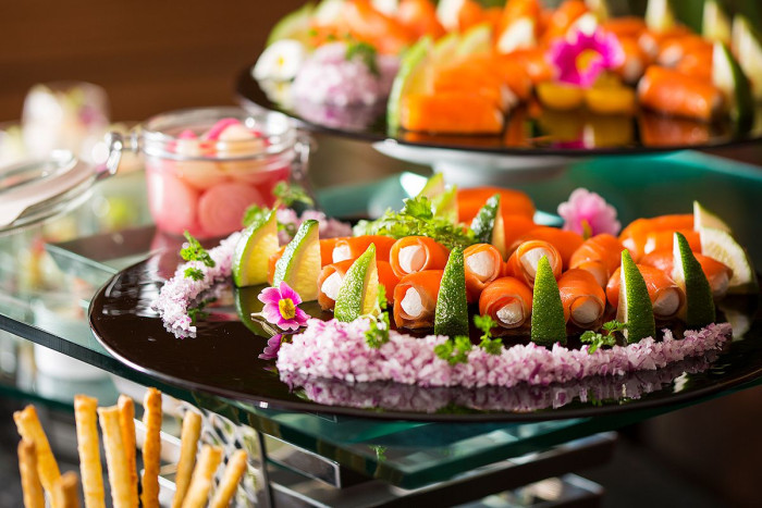 結婚式場ならではの、彩り豊かな料理をご用意のイメージ画像