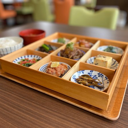 秋だ！びわ湖だ！メタセイヤ並木だ！！のイメージ画像