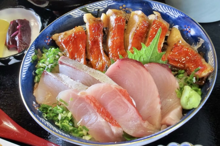 【魅力①】料亭「花月」で味わう贅沢キンメ丼ランチのイメージ画像